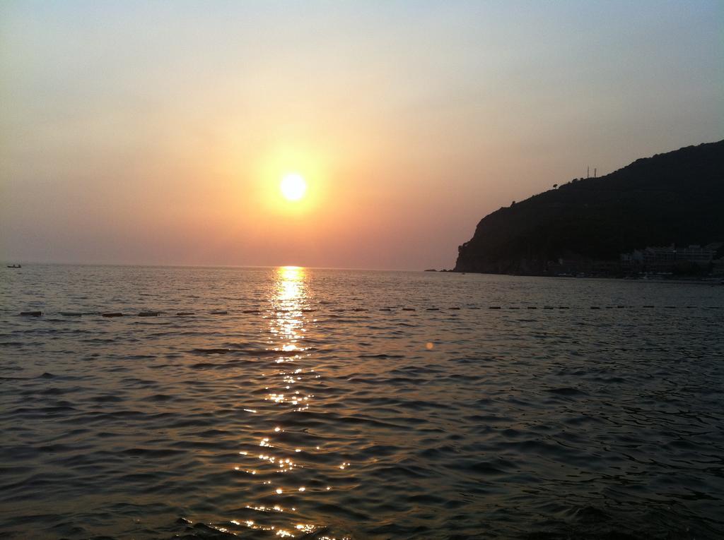 Regent Apartment Petrovac Szoba fotó